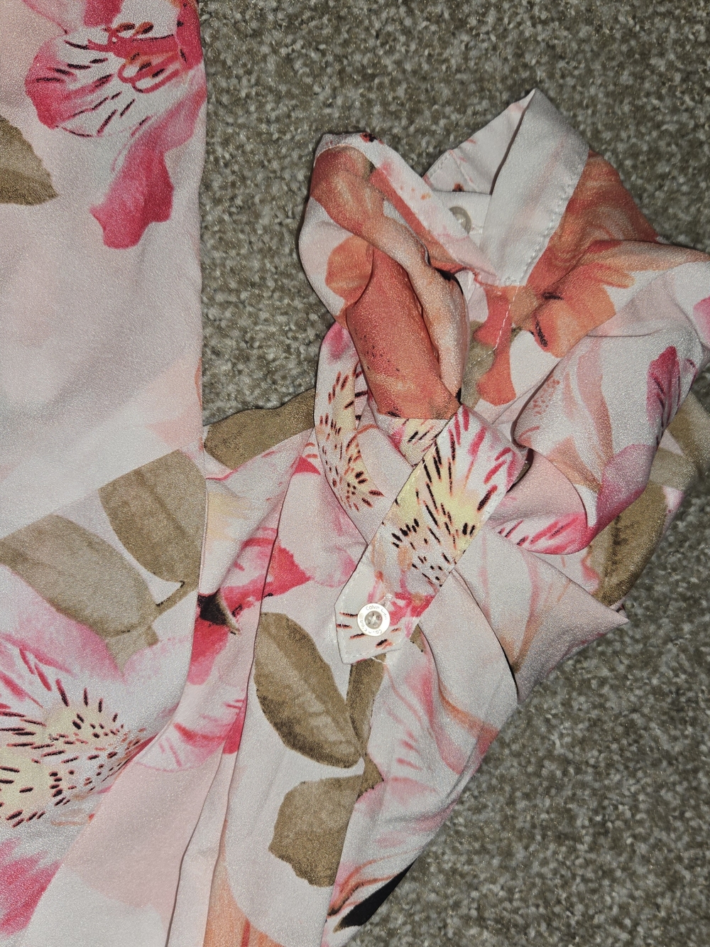 Calvin Klein Floral Print Button-Front Blouse in Pink & Peach - Picture 5 of 10